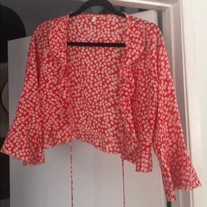 Crop top, front tie blouse.